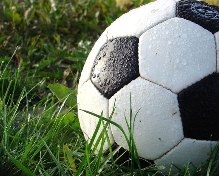 futbalová lopta