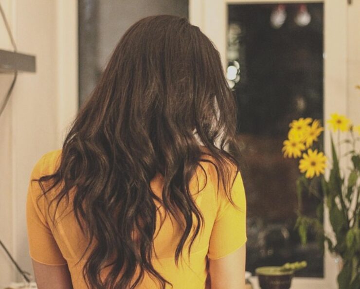 prírodná farba hnedé vlasy