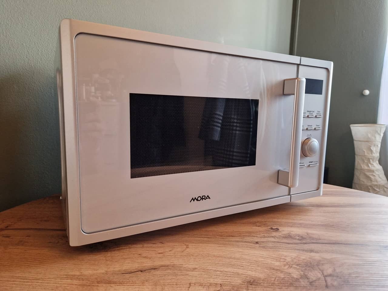 Mikrovlnka MORA MT 423 S – 01